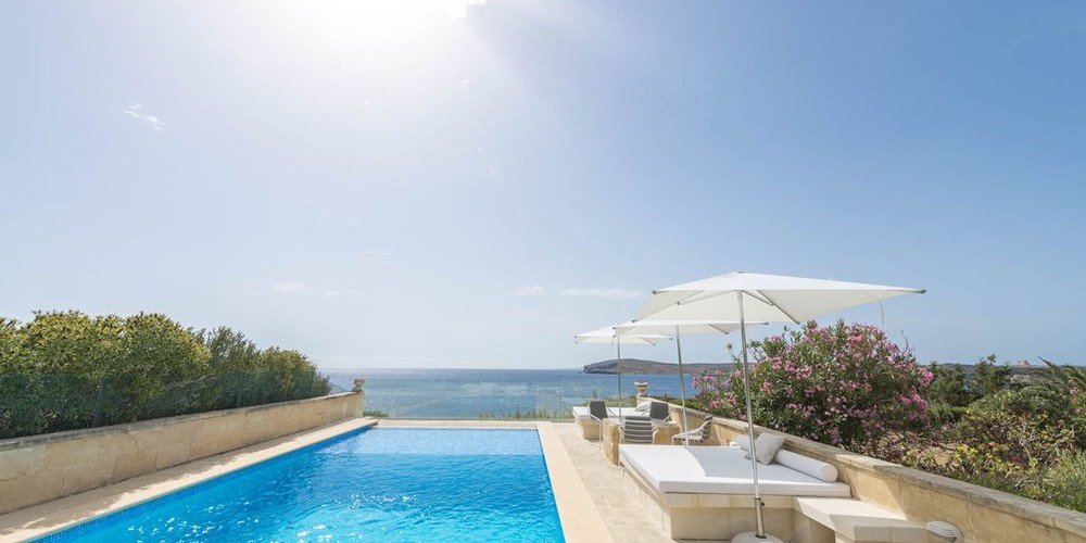 Captain’s Cabin — Luxury villa for rent in Qala