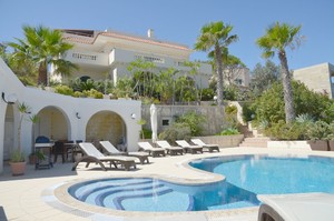 Villa Maria — Luxury villa for rent in Mellieha