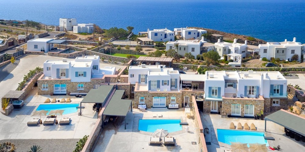 Edgewater House — Luxury villa for rent in Santa Maria