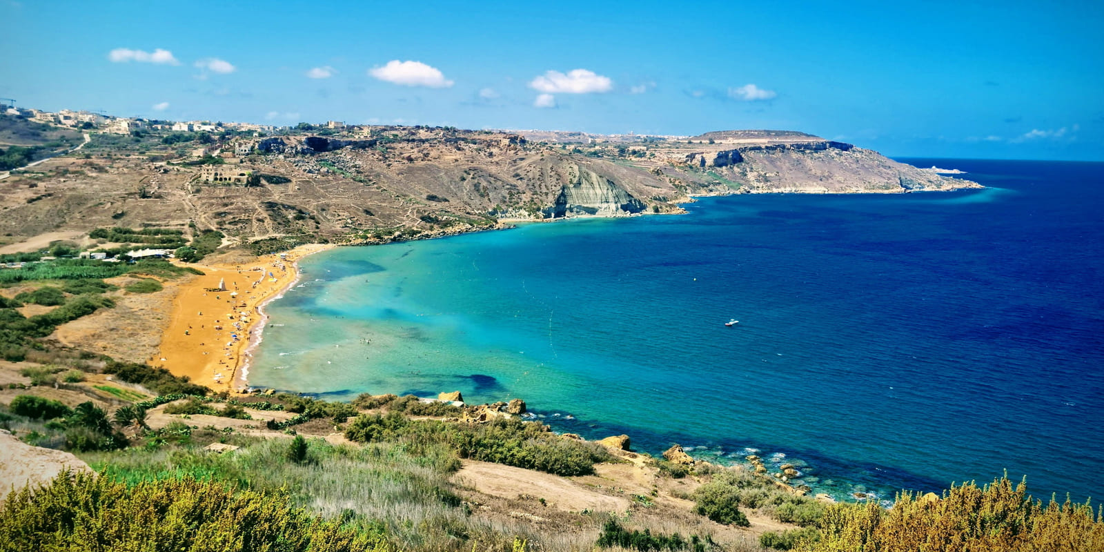 Malta Ramla Bay — red sandy beach in Gozo